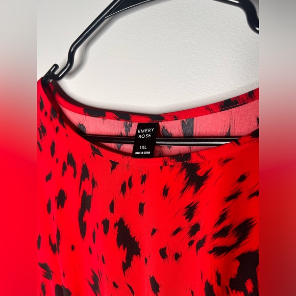 Emery Rose women’s top 1X Red Ruffle Button Cotton - Picture 4 of 5